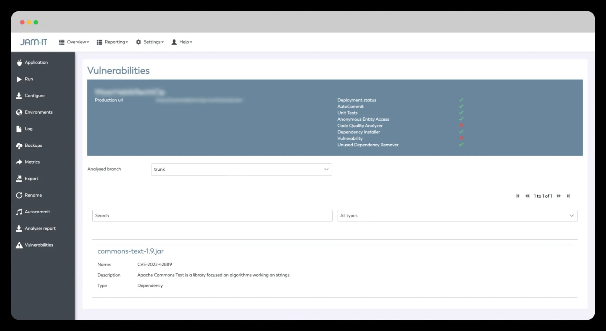 Vulnerabilities-scherm van JamOps met een gevonden CVE in commons-text-1.9.jar